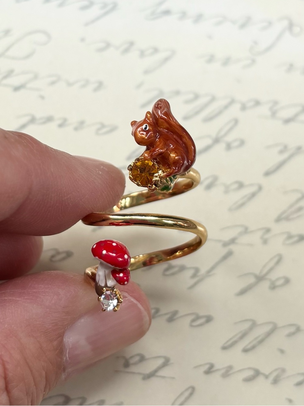 Les Nerides Gold-Tone Squirrel & Mushroom Spiral Ring Brown and Red Size 6-6.25